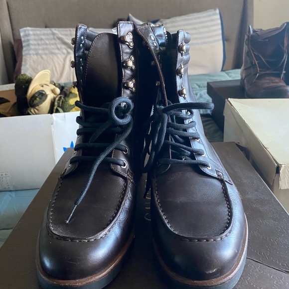 Gucci boots